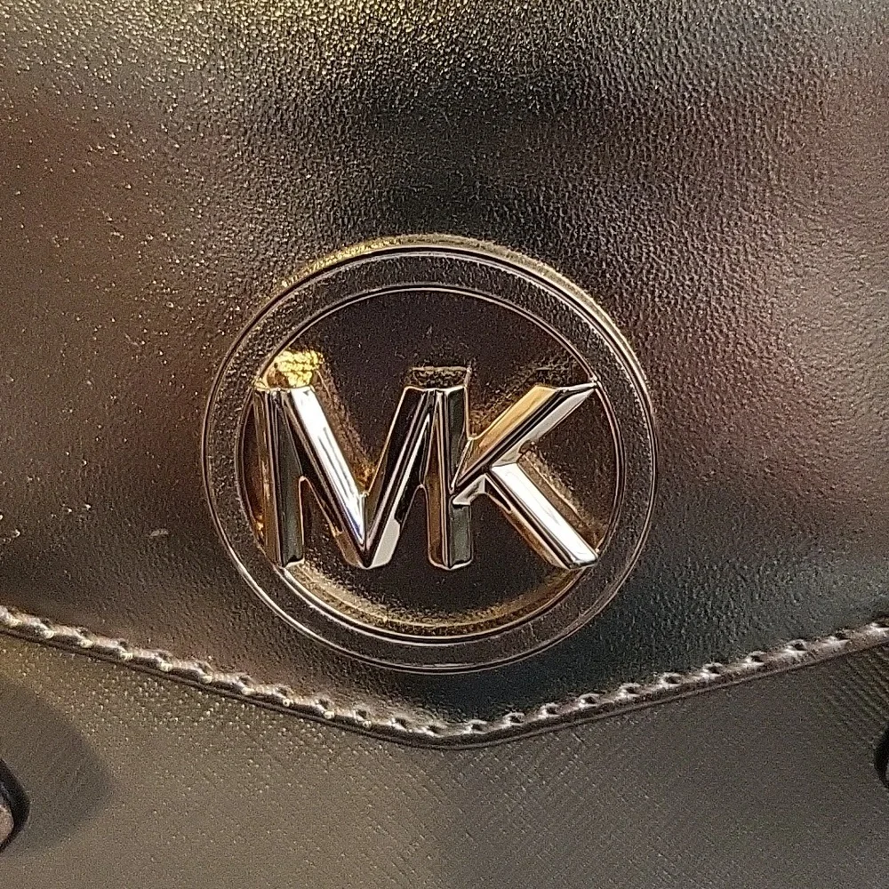 NWT MICHAEL KORS PALE GOLD CARMEN SATCHEL - Picture 4 of 14